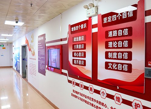 强化标杆引领，推进阵地建设